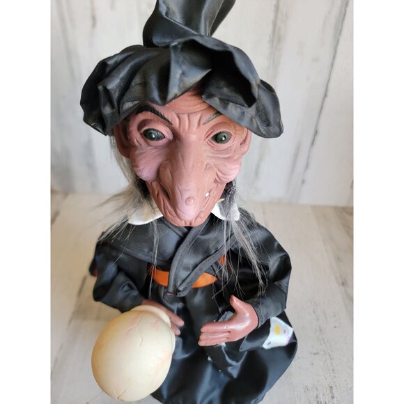 Rennoc vintage witch animated scary skull Halloween prop decor - Picture 5 of 9